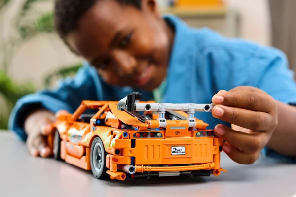 Technic 42204 Fast & Furious Toyota Supra MK4
