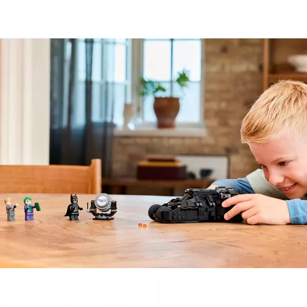 DC Comics Super Heroes 76303 Тумблер Бэтмена против Двуликого и Джокера