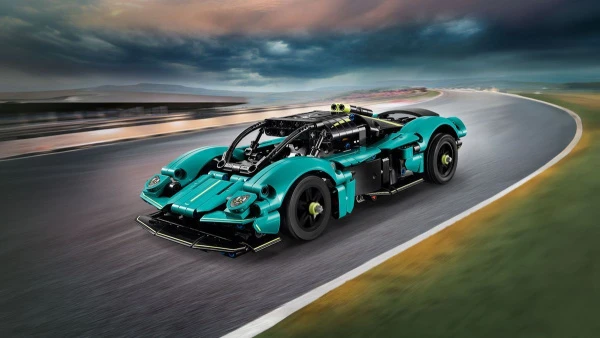 Technic 42208 Aston Martin Valkyrie