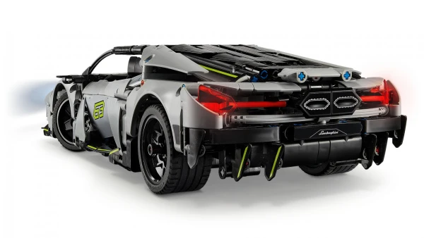 Technic 42214 Lamborghini Revuelto Super Sports Car