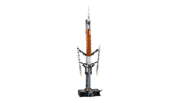 Technic 42221 Ракета NASA Artemis Space Launch System