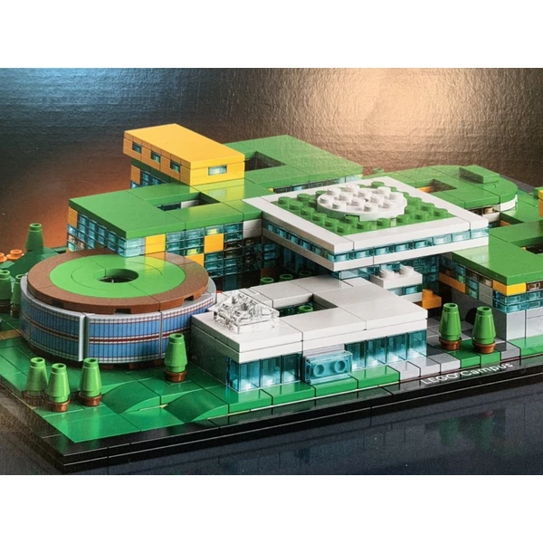 Architecture 4000038 LEGO Campus (Фото 3)