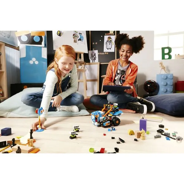 Boost 17101 Набор для конструирования и программирования (Фото 9)