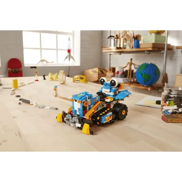 Boost 17101 Набор для конструирования и программирования (Фото 21)