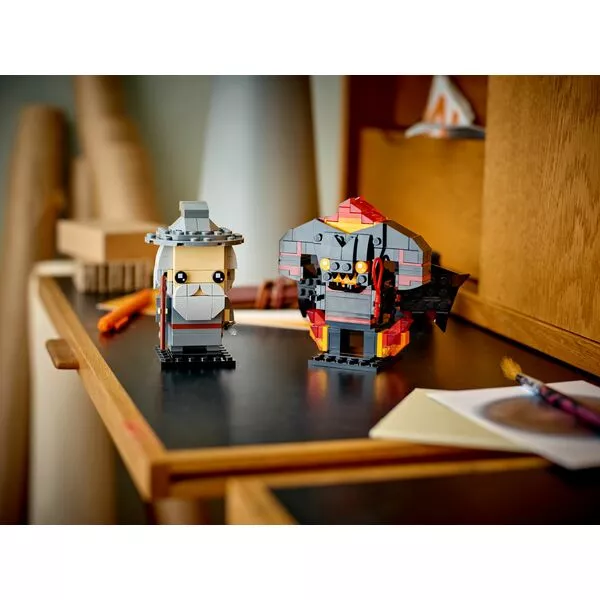 BrickHeadz 40631 Гэндальф Серый и Барлог (Фото 3)
