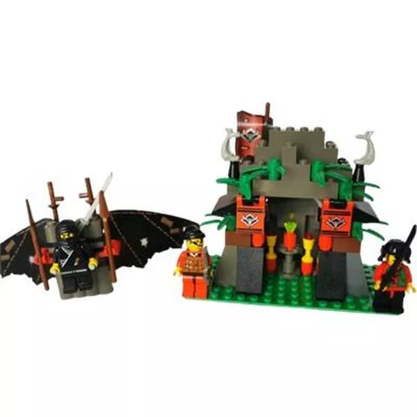 Castle 6045 Ninja Surprise (Фото 3)