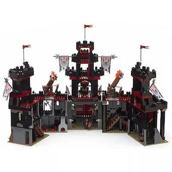 Castle 8877 Vladek's Dark Fortress (Фото 2)