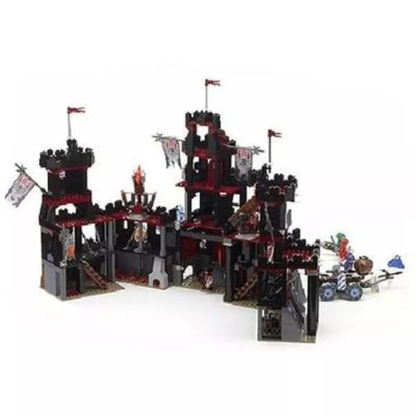 Castle 8877 Vladek's Dark Fortress (Фото 4)