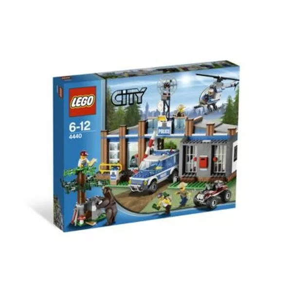 City 4440 Forest Police Station