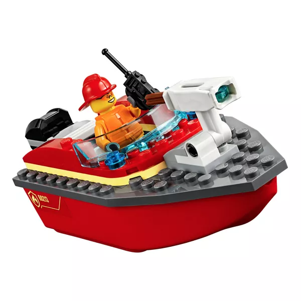 City 60213 Пожар в порту (Фото 8)