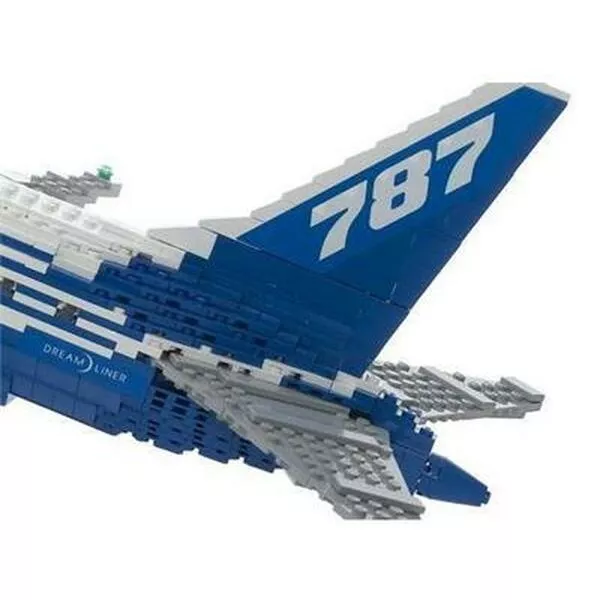 Creator Expert 10177 Boeing 787 Dreamliner (Фото 5)
