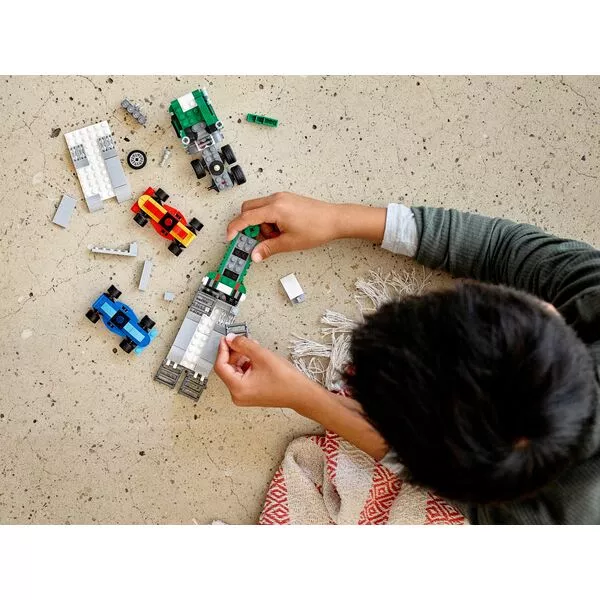 Creator 31113 Транспортировщик гоночных автомобилей (Фото 7)