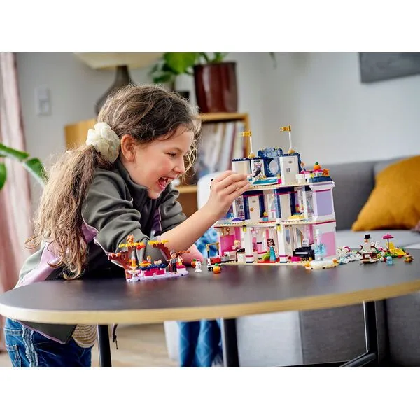 Friends 41684 Гранд-отель Хартлейк Сити (Фото 3)