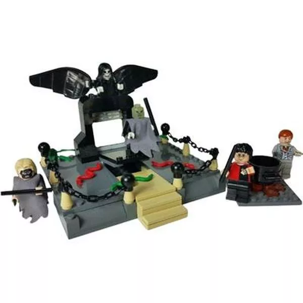 Harry Potter 4766 Дуэль на кладбище (Фото 5)