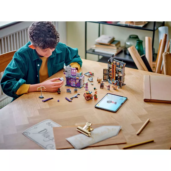 Harry Potter 76439 Палочки Олливандера и мантии мадам Малкин (Фото 9)