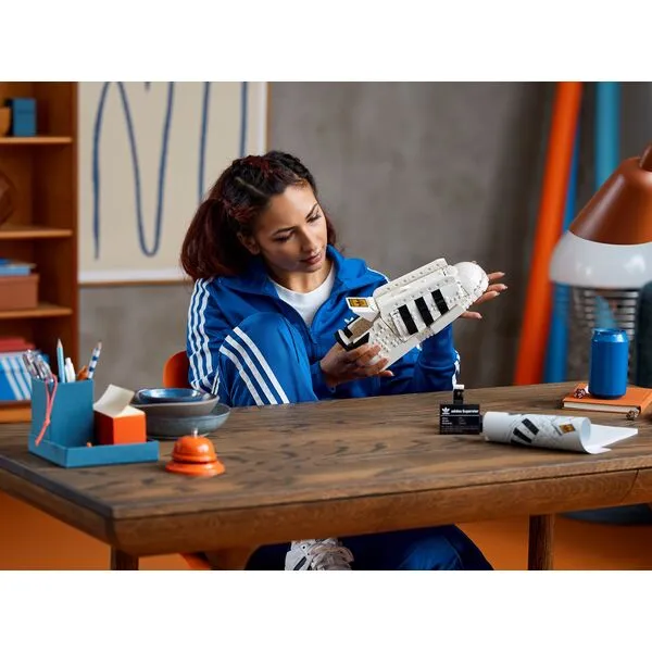 Icons 10282 Adidas Originals Superstar (Фото 20)