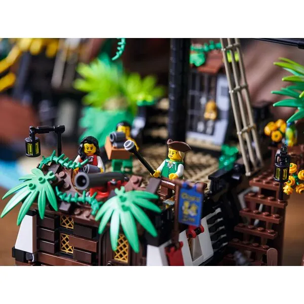 Ideas 21322 Пираты Залива Барракуды (Фото 20)