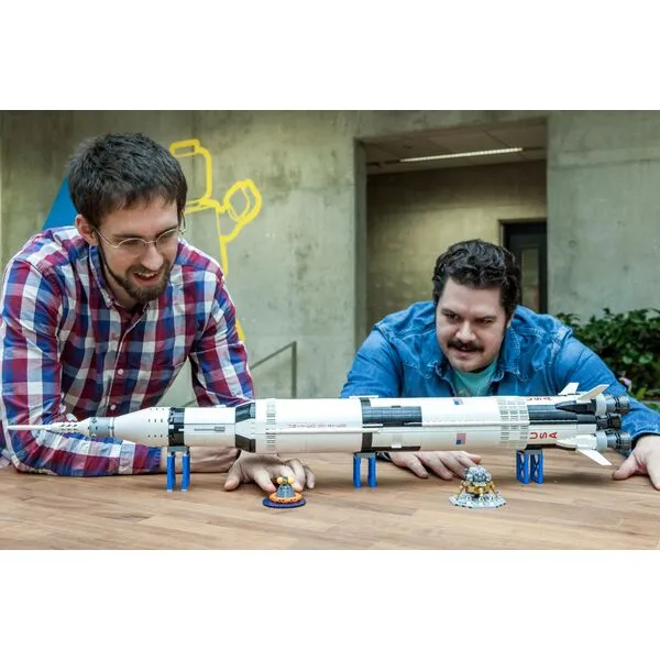 Ideas 92176 Ракетно-космическая система НАСА «Сатурн-5-Аполлон» (Фото 3)