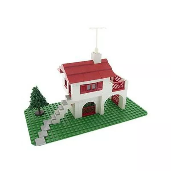 LEGOLAND 350 Spanish Villa (Фото 2)