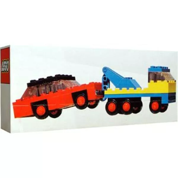 LEGOLAND 651 Tow Truck and Car