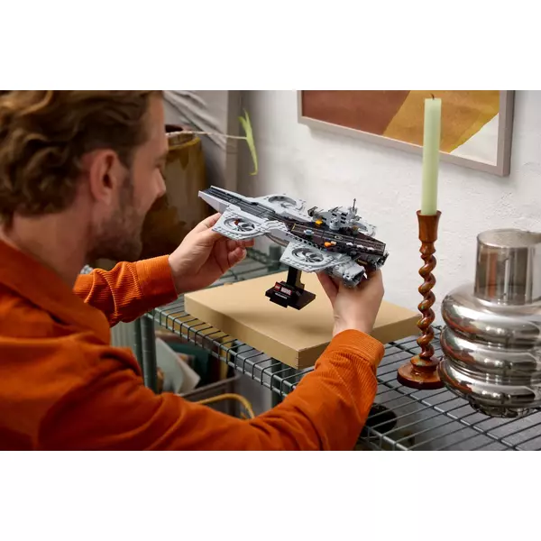 Marvel Super Heroes 76295 Геликарриер Мстителей (Фото 8)