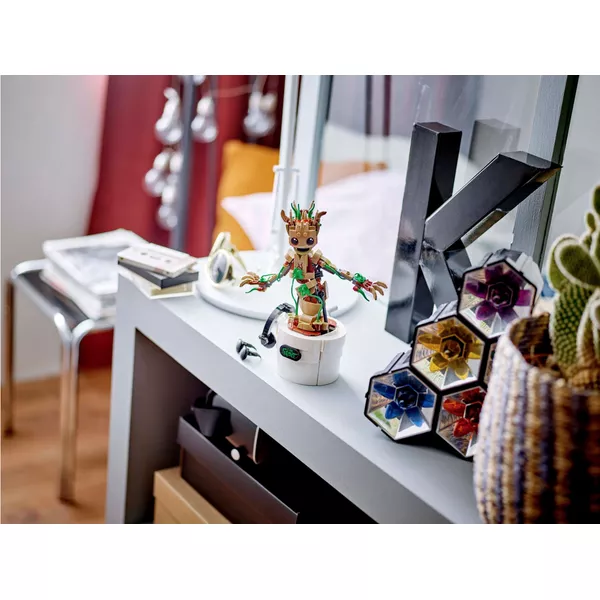 Marvel Super Heroes 76297 Танцующий Грут (Фото 8)