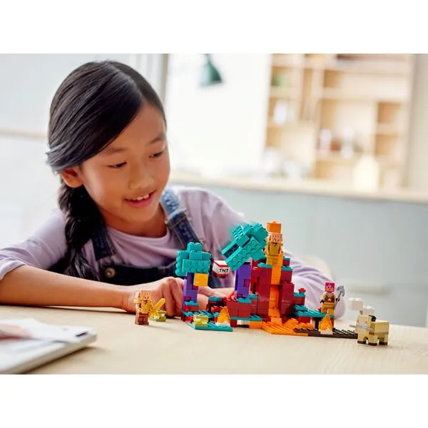 Minecraft 21168 Искажённый лес (Фото 3)