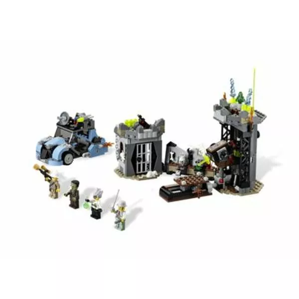 Monster Fighters 9466 The Crazy Scientist & His Monster (Фото 6)