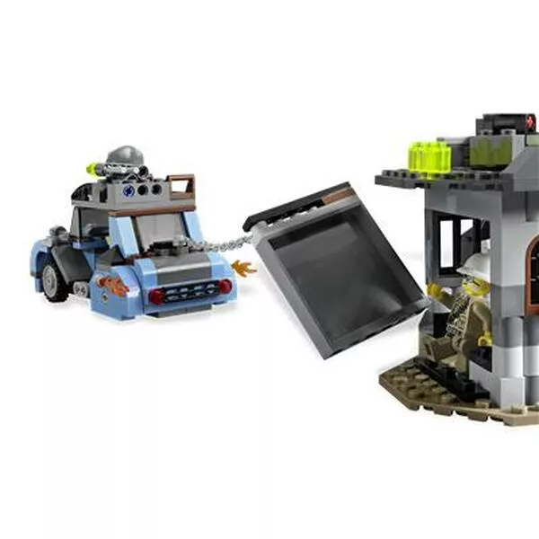 Monster Fighters 9466 The Crazy Scientist & His Monster (Фото 2)