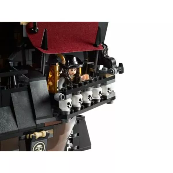 Pirates of the Caribbean 4195 Queen Anne's Revenge (Фото 3)