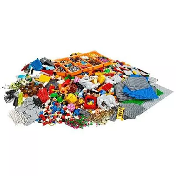 Serious Play 2000415 Identity and Landscape Kit