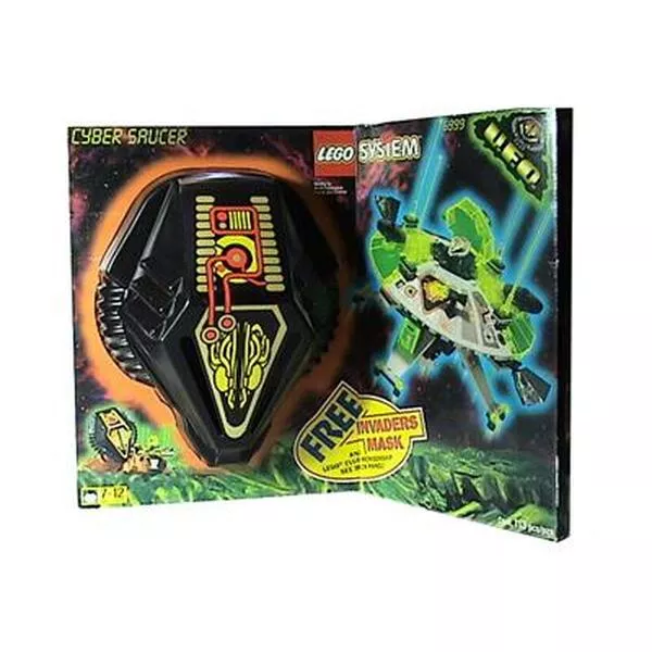 Space 6999 Cyber Saucer