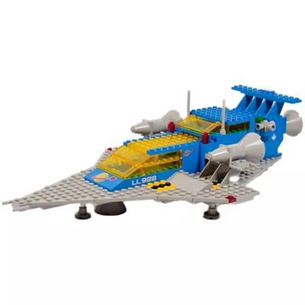 Space 928 Space Cruiser And Moonbase