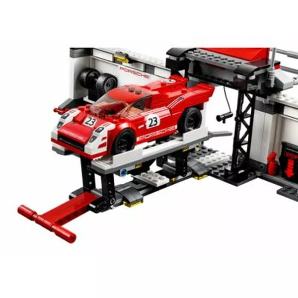 Speed Champions 75876 Пит-лейн для Porsche 919 Hybrid и 917K (Фото 4)