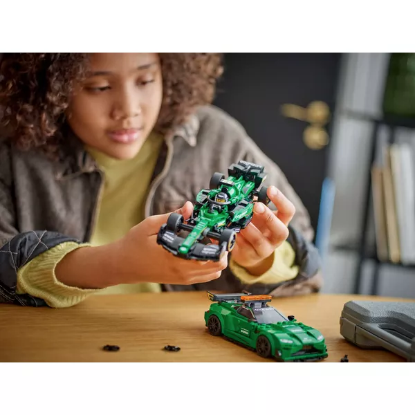 Speed Champions 76925 Aston Martin F1 Safety Car & AMR23 (Фото 6)