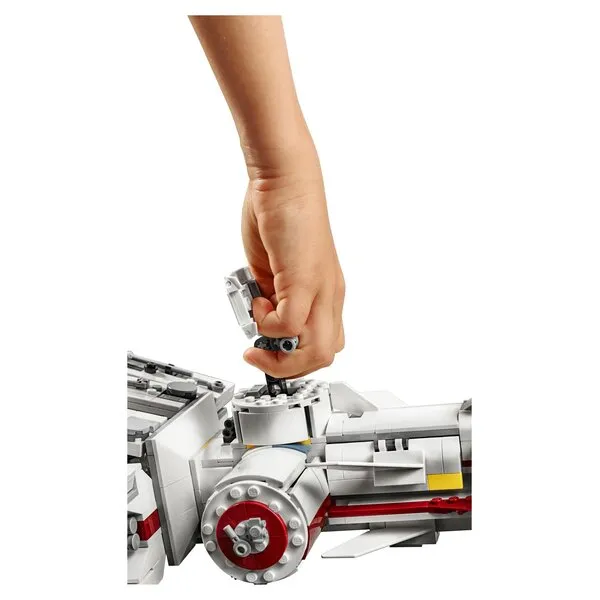 Star Wars 75244 Тантив IV (Фото 4)