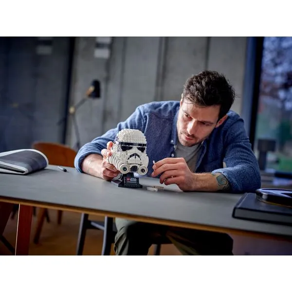 Star Wars 75276 Шлем штурмовика (Фото 3)