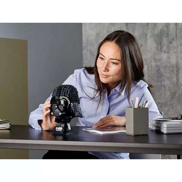 Star Wars 75304 Шлем Дарта Вейдера (Фото 19)