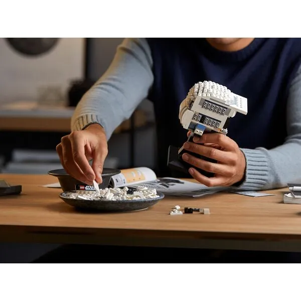 Star Wars 75305 Шлем пехотинца-разведчика (Фото 8)