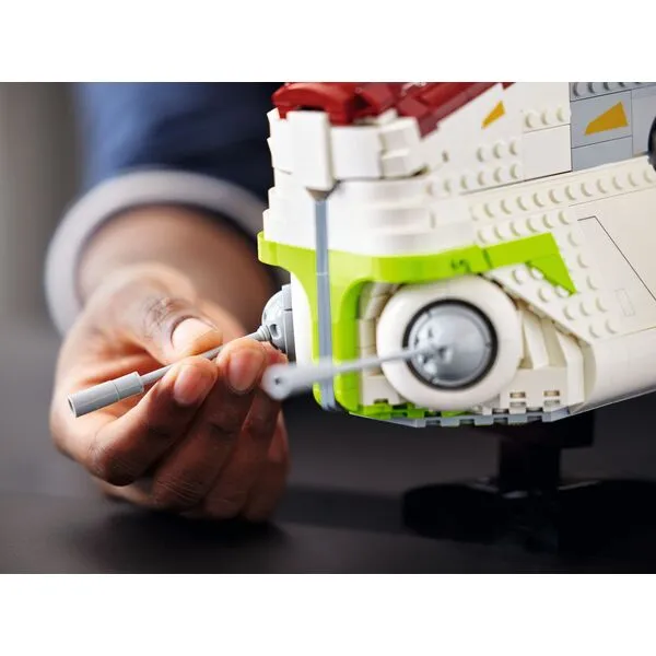 Star Wars 75309 Боевой корабль Республики (Фото 13)