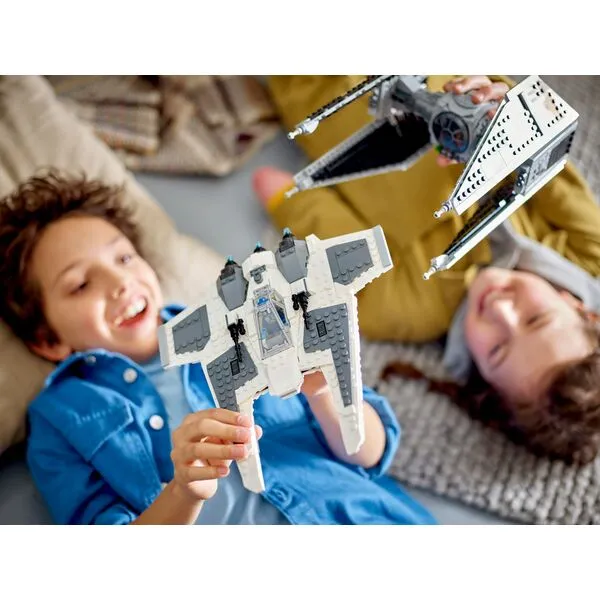 Star Wars 75348 Истребитель Mandalorian Fang против TIE Interceptor (Фото 3)