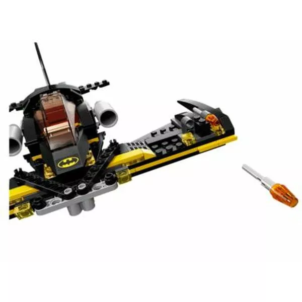 Super Heroes 76013 Бэтмен: Паровой каток Джокера (Фото 2)