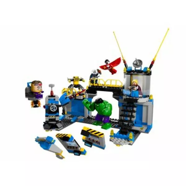 Super Heroes 76018 Разгром лаборатории Халка (Фото 6)