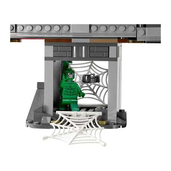 Super Heroes 76057 Дуэль воинов с сетями на мосту (Фото 14)