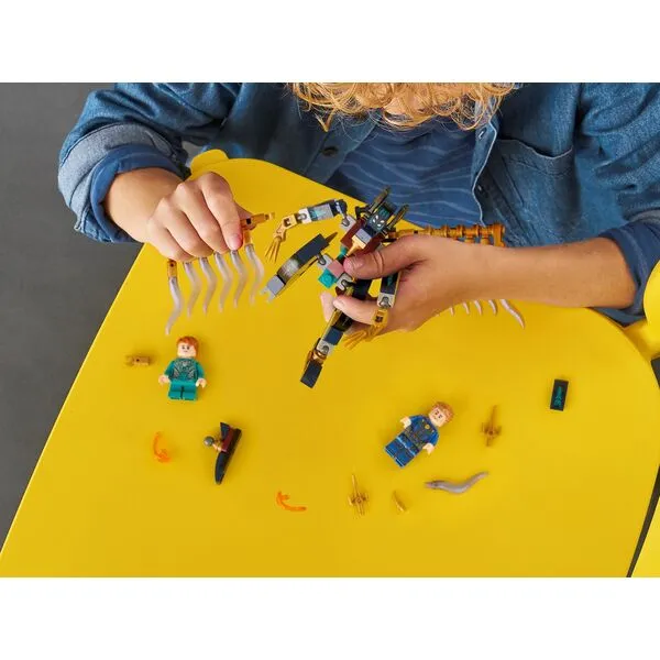 Super Heroes 76145 Воздушное нападение Вечных (Фото 4)