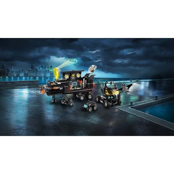 Super Heroes 76160 Мобильная база Бэтмена (Фото 3)