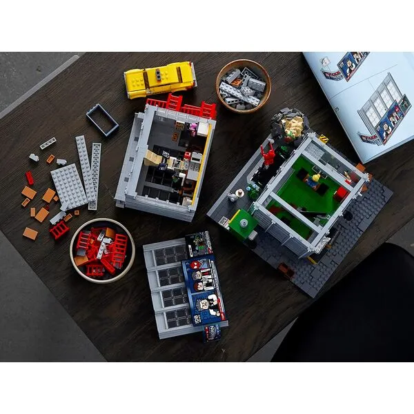 Super Heroes 76178 Редакция Дейли Бьюгл (Фото 15)