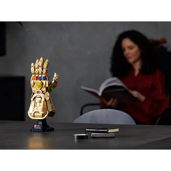 Super Heroes 76191 Перчатка бесконечности (Фото 4)