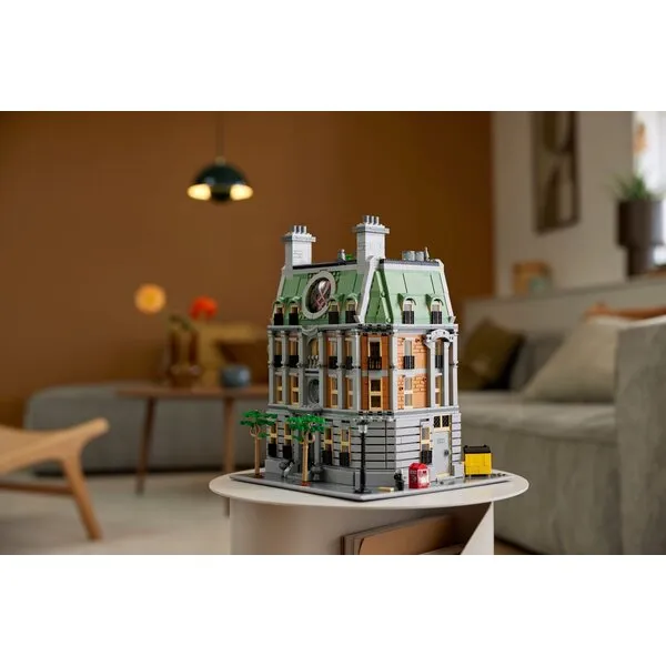 Super Heroes 76218 Санктум Сантронум (Фото 4)