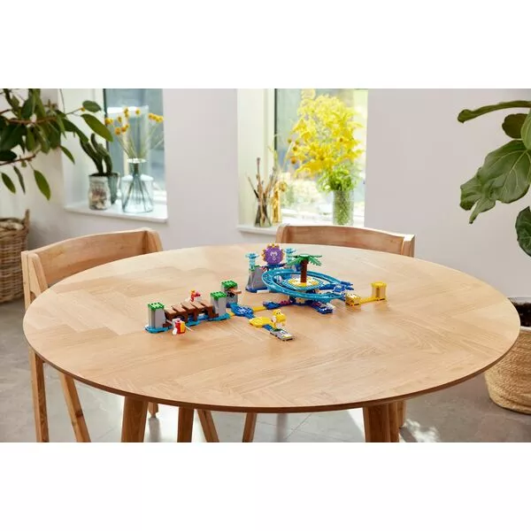 Super Mario 71400 Дополнительный набор «Пляжное веселье огромного ежа» (Фото 12)